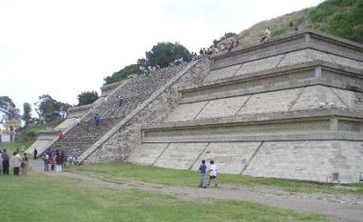 CholulaPyramid (18K)